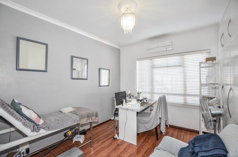 6 Bedroom Property for Sale in De Tijger Western Cape